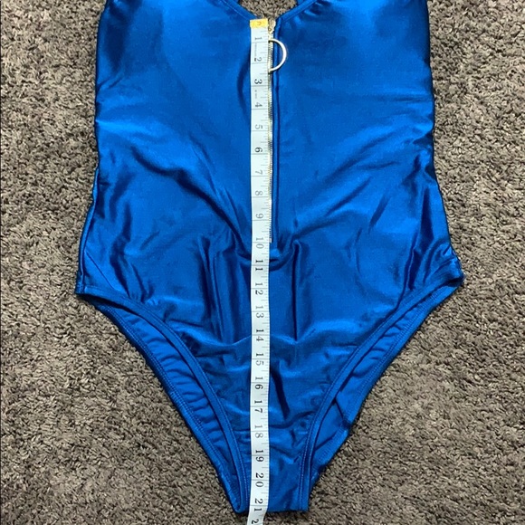 Blue Sea ๐ One piece Swimsuit ๐ฉฑ๐๐๐ฉ๐ป๐ฑ๐ผโโ๏ธ - Picture 8 of 8